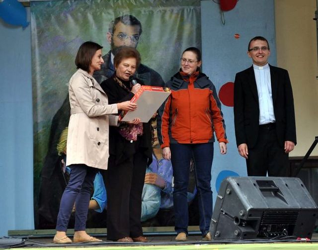 Podsumowanie konkursu i wręczenie nagród odbyło się 1 czerwca 2014 roku podczas Festynu Parafialnego w Kamienicy.