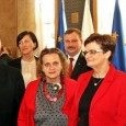 Pani dyrektor Społecznej Szkoły Muzycznej I st. w Tymbarku została honorowym profesorem oświaty