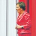 Chytra baba z Radomia zostanie premierem. Od zakompleksionej lekarki do szefa rządu