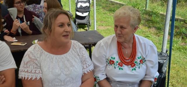 Już na stałe wpisało się w kalendarz  imprez kulturalnych Starowiejskie „Święto Ziemniaka” organizowane przez Stowarzyszenie Koło Gospodyń Wiejskich w Starej Wsi I