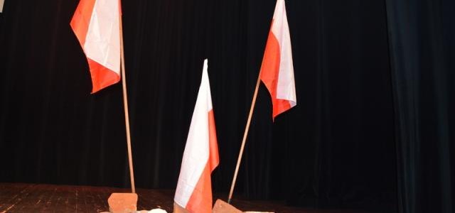 Narodowy Dzień Pamięci Żołnierzy Wyklętych obchodzony 1 marca 2026 r. w Limanowej  ma szczególną wymowę w odniesieniu do faktu wyburzenia Pałacyku pod Pszczółką, miejsca okrutnych  tortur i morderstw